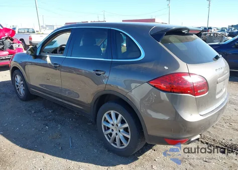 2011 Porsche Cayenne z USA, uszkodzony, nr VIN WP1AA2A28BLA01782
